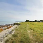 1 Bedroom In * Stege