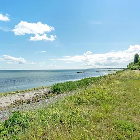 Semesterbostad 1 Bedroom Amazing Home In Stege Stege